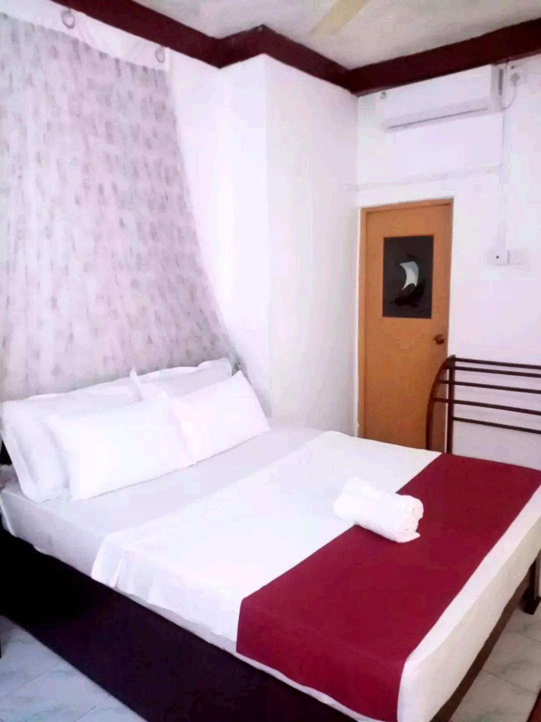 Chandi Mahal Homestay Канди Номер фото